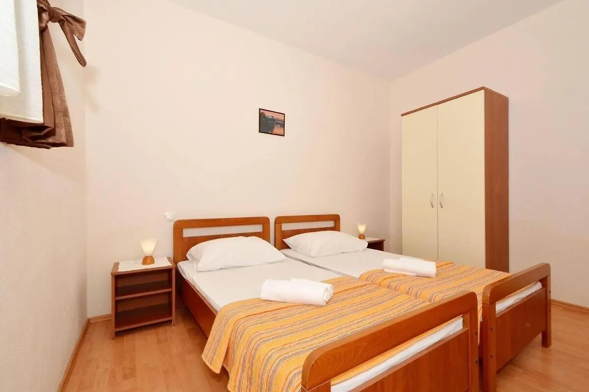 Apartments Sima Trogir