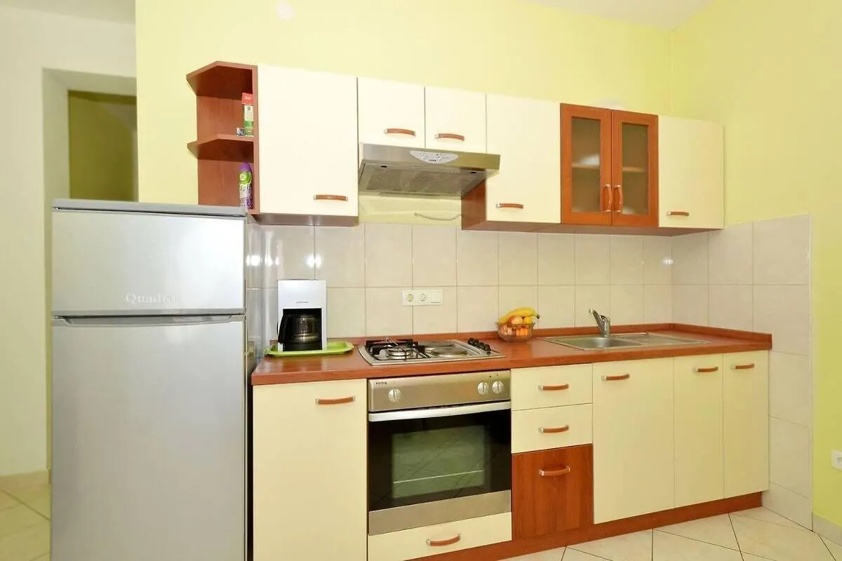 Apartments Sima Trogir 0*,  Croacia