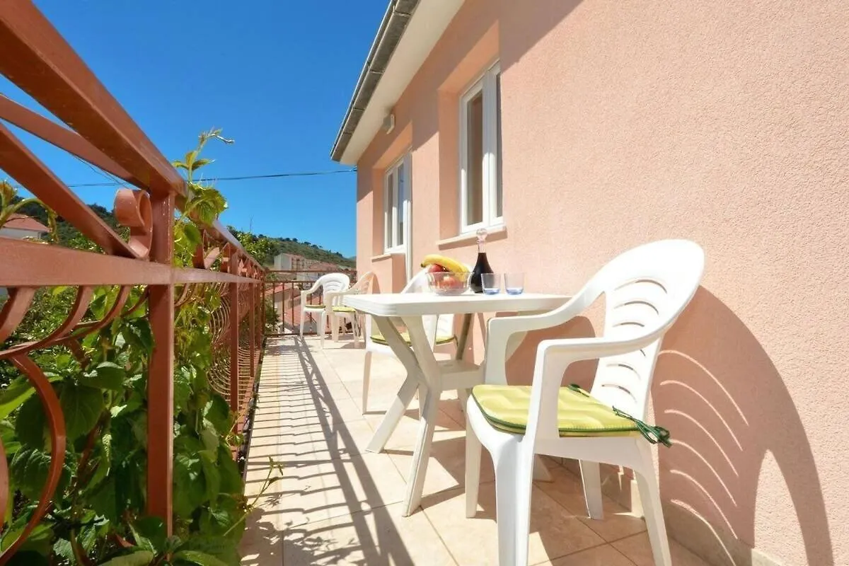 Apartments Sima Trogir